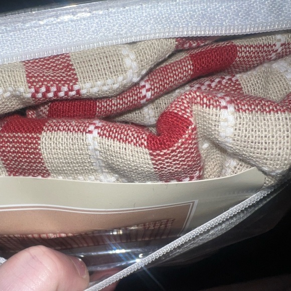 New Checkered Tier & Valance Window Set! - Picture 9 of 14